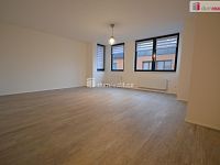 Pronájem 2kk 66m2 P5 Košíře Tůmova novostavba balkon parking - 6