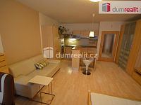 Pronájem 1kk 36m2 P9 Prosek Trmická novostavba zařízeno - 8