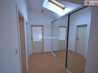 Pronájem domu 4+1 166m2 Jeneč Úhonická terasa garáž zahrada - 9