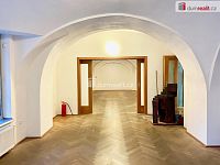 Pronájem obchodního prostoru 80m2, Voršilská P-1 - 4