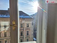 pronájem 2kk 61m2 P7 Holešovice Kamenická částečně zařízen - 5