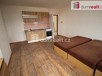 Prostorný rekonstruovaný byt 2+kk uprostřed krásné přírody v Mariánských Lázních - 2