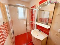 Pronájem bytu 2+kk v centru Kolína - 4