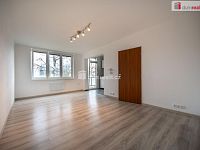 K pronájmu, zrekonstruovaný byt 2+1 s balkónem, ul. Souběžná č.p. 797, Třeboň - 12