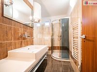 K pronájmu, zrekonstruovaný byt 2+1 s balkónem, ul. Souběžná č.p. 797, Třeboň - 4