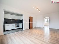 K pronájmu, zrekonstruovaný byt 2+1 s balkónem, ul. Souběžná č.p. 797, Třeboň - 5