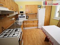 Prostorný byt 3+1/L/S v prvním patře panelového domu s výtahem - 4