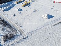 Prodej nově zasíťovaného rovinatého stavebního pozemku rozlohy 810m2 v obci Čakovičky v blízkosti Prahy - 2