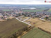 Prodej nově zasíťovaného stavebního pozemku plochy 1023m2 v malebné obci Čakovičky v blízkosti Prahy - 7