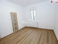 Krásný byt 2+kk po kompletní rekonstrukci v prvním patře cihlového domu ve Františkových Lázních - 6