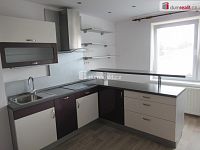 Velmi pěkný byt 2+1 po rekonstrukci, Praha 8 – Kobylisy