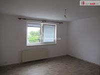 Velmi pěkný byt 2+1 po rekonstrukci, Praha 8 – Kobylisy - 10