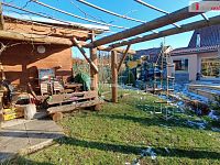 Prodej krajního ŘRD 5+KK 125 m2, pozemek 370 m2, U Háječku, Nučice, Praha západ - workout a zahr domek