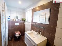 Prodej velkého rodinného domu v Brné – klid, prostor a hodnota do budoucna - 7