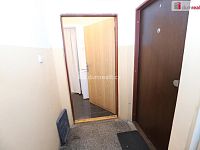 Krásný byt 2+1 po kompletní rekonstrukci ve druhém patře cihlového domu v Chebu - 17