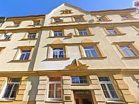 Krásný byt 2+1 po kompletní rekonstrukci ve druhém patře cihlového domu v Chebu