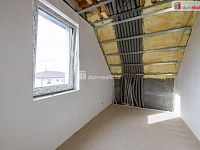 Prodej novostavby rodinného domu 165,5 m2, pozemek 1012 m2 - Lužná - 27