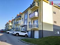 2+1 Benátky nad Jizerou, Pražská