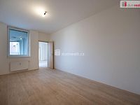 K prodeji, byt 3+kk s lodžií a garáží, ul. Riegrova 2706/43a, České Budějovice  - 12