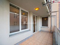 K prodeji, byt 3+kk s lodžií a garáží, ul. Riegrova 2706/43a, České Budějovice  - 16