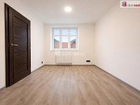 Pronájem luxusního prostorného bytu v centru Děčína, v ulici Zámecká - 2