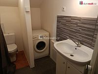 Hezký byt 2+1 po částečné renovaci, Praha 4 - Podolí - 10