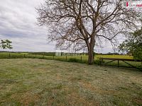 Prodej stavebního pozemku 1647 m2 - Živonín - Řepín - 2