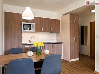 Krásný apartmán 2+kk ve Všemině o výměře 46 m² + sklep a terasa, v OV. - 2