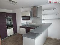 Velmi pěkný byt 2+1 po rekonstrukci, Praha 8 – Kobylisy