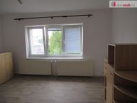 Velmi pěkný byt 2+1 po rekonstrukci, Praha 8 – Kobylisy - 16