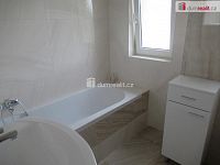 Velmi pěkný byt 2+1 po rekonstrukci, Praha 8 – Kobylisy - 8