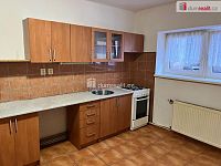 Pronájem bytu 2+1 v Chebu, Hálkova
