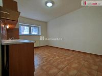 Pronájem bytu 2+1 v Chebu, Hálkova - 11