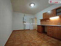Pronájem bytu 2+1 v Chebu, Hálkova - 13