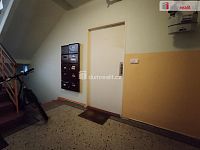 Pronájem bytu 2+1 v Chebu, Hálkova - 3