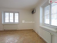 Pronájem komerčního prostoru - ordinace - 13