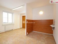 Pronájem komerčního prostoru - ordinace - 16