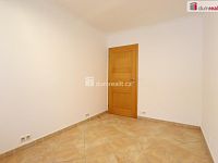 Pronájem komerčního prostoru - ordinace - 22