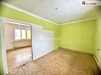 Prodej domu k rekonstrukci ve Starém Pelhřimově - 11