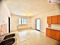 Prodej domu k rekonstrukci ve Starém Pelhřimově - 8