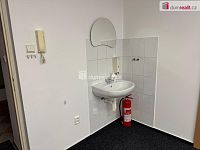 Pronájem, nebytové prostory, 31 m2, ul. náměstí Jana Zajíce, Vítkov - 2