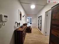 pronájem 3kk 104 m2 s terasou 5 m2 P4 Rezidence Michelský park 2x garážové stání sklep 3 m2 - 15