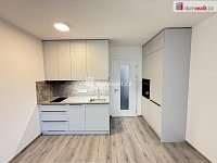 Pronájem bytu 1+kk 33 m2 P11 Háje novostavba balkon - 16