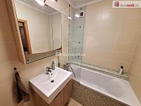 pronájem bytu 2+1 47m2 P6 Břevnov Anastázova částečně zařízen balkon - 4