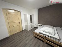 prodej kompletně zrekonstruovaného rodinného domu - Drhovle - 10