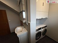 exkluzivní prodej domu s zastřešeným bazénem, 208 m2, Horky nad Jizerou - 19