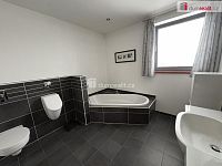 exkluzivní prodej domu s zastřešeným bazénem, 208 m2, Horky nad Jizerou - 4