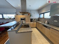 exkluzivní prodej domu s zastřešeným bazénem, 208 m2, Horky nad Jizerou - 8