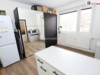 Krásný byt 1+1 v prvním patře panelového domu v Mariánských Lázních na sídlišti Vora - 10