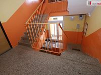 Krásný byt 1+1 v prvním patře panelového domu v Mariánských Lázních na sídlišti Vora - 14